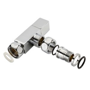 Кран кутовий Laris 1/2" - 3/4" Кватро Класік 2шт. (LX-851) Кран кутовий Laris 1/2" - 3/4" Кватро Класік 2шт. (LX-851)