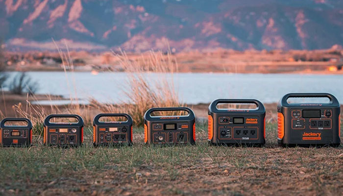 Широкий модальный ряд портативных станций Jackery Explorer