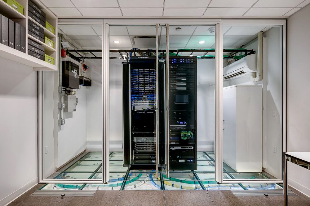 Сплит система для охлаждения серверной