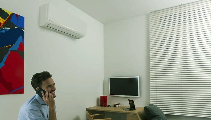 Кондиционер Daikin с инверторным компрессором и Wi-Fi управлением