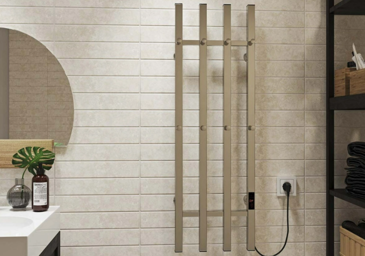 Эффективный и удобный, электрический полотенцесушитель Deffi Split П4 300x1200 с правым подключением